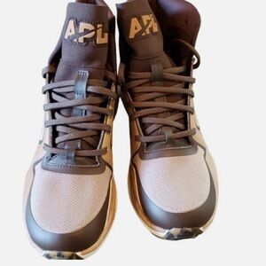 Men’s APL TECHLOOM DEFENDER BEACH/TUNDRAS SNEAKERS SIZE 11